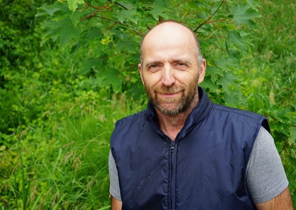 Ein Portrait des Gewinner der Wiesenmeisterschaft 2024.